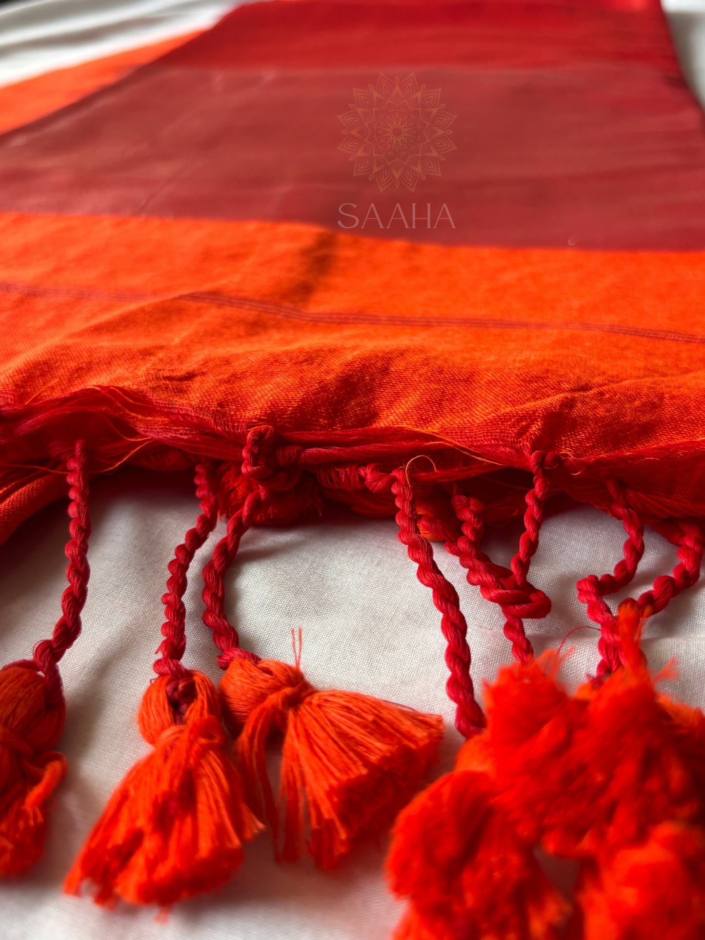 Sunrise Cascade_Handwoven Cotton Tissue Saree