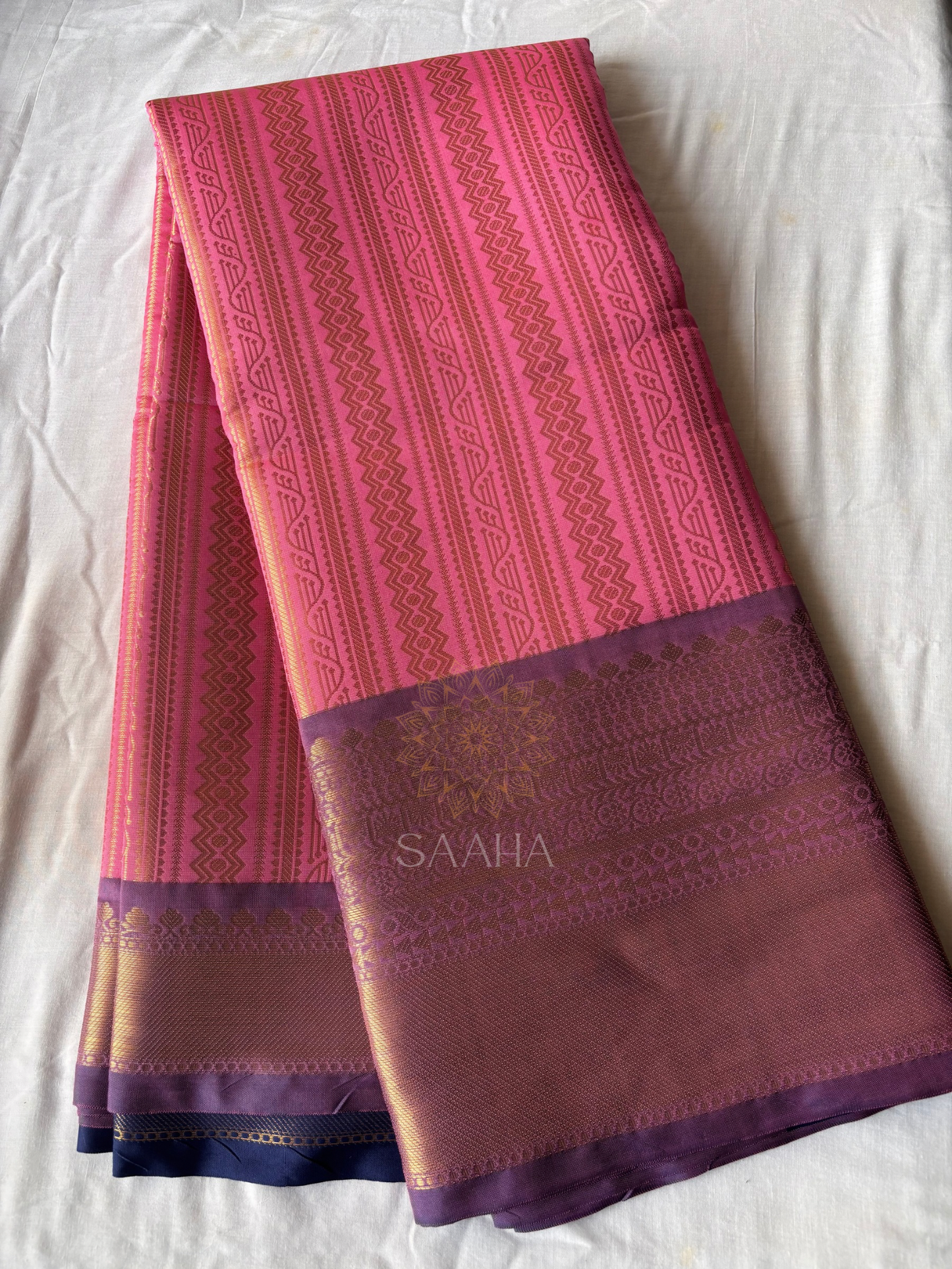 Pink Majesty_Kanjeevaram Tissue Semi Silk Saree