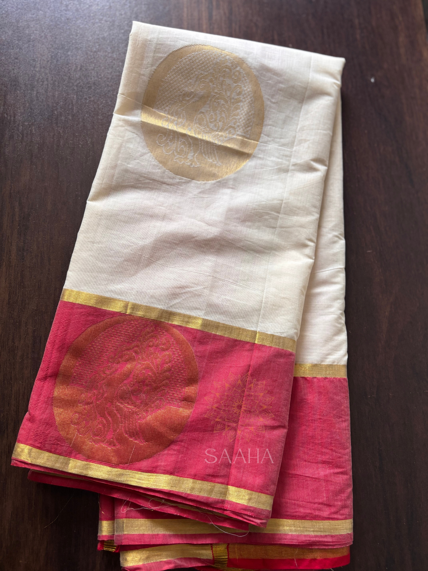 Pavizhamalli_Kerala Kasavu Saree in Handloom Cotton