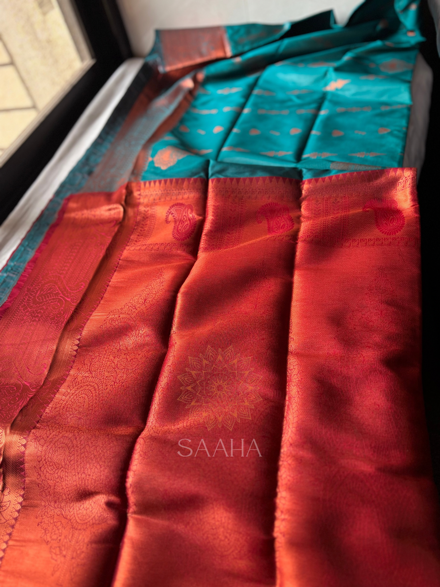 Aqua Allure_Kanjeevaram Semi Silk Saree