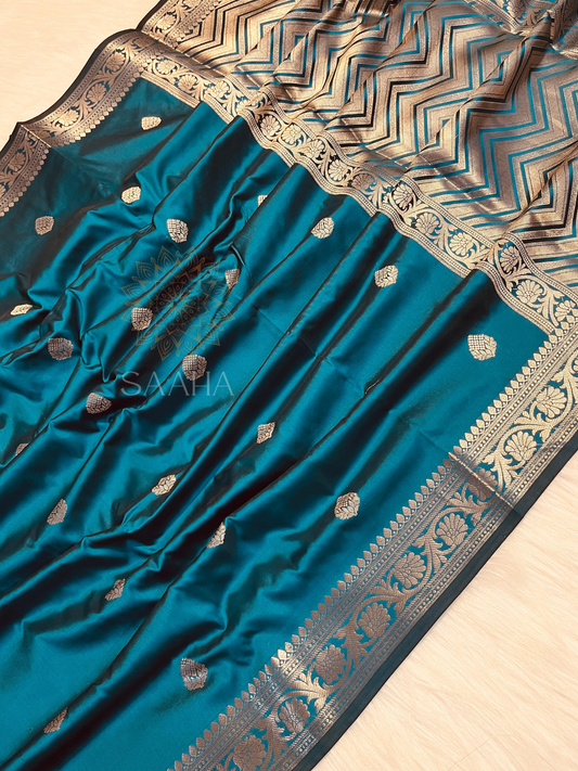 Mayuri Tarang_Banarasi Silk Saree