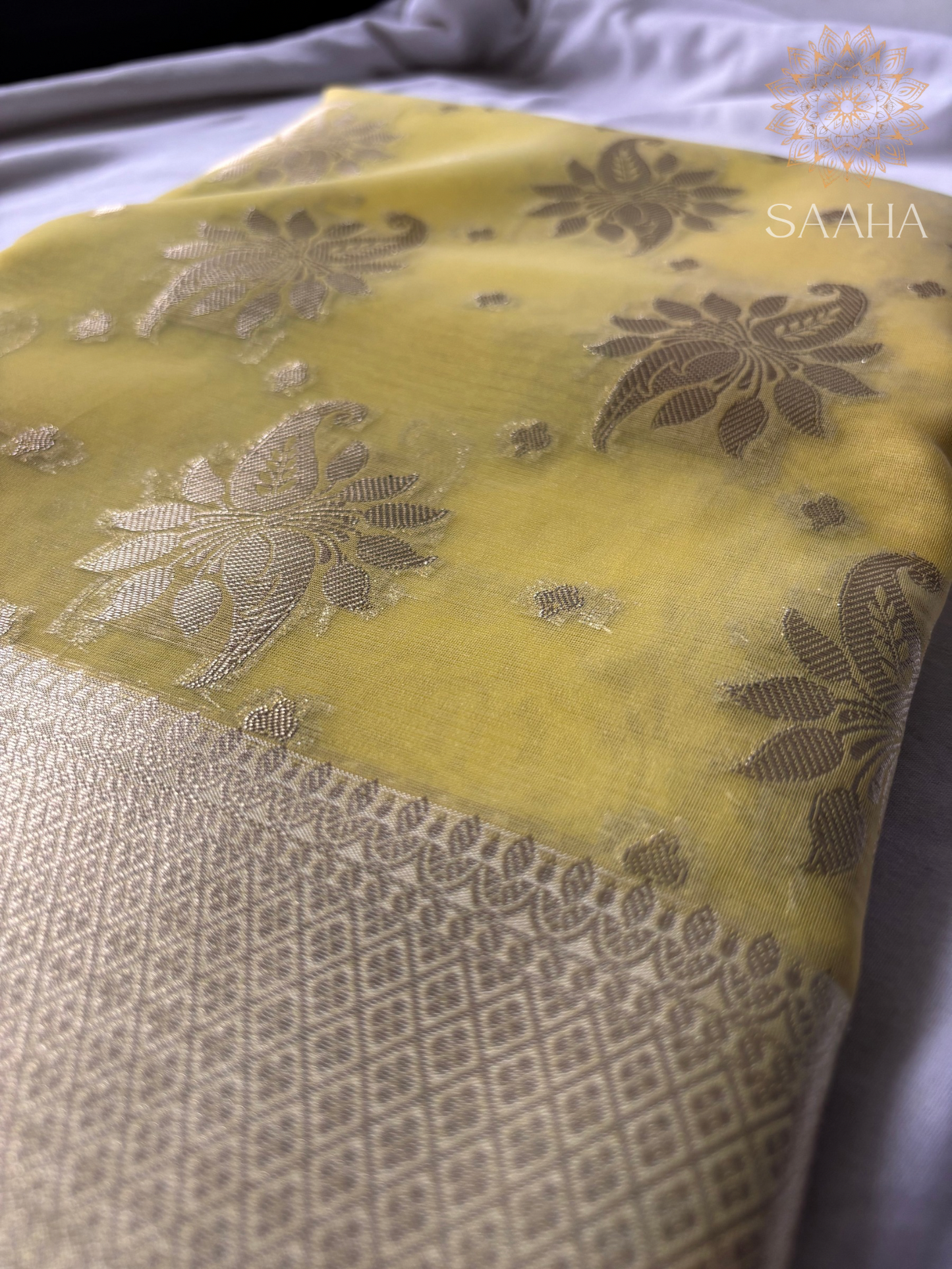 Golden Bloom_Handwoven Semi Organza Saree