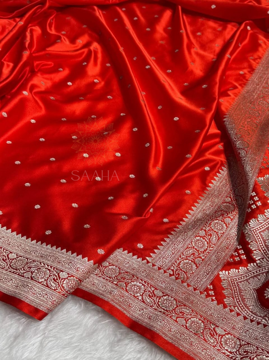 Zestful Orange_Handwoven Mashru Silk Saree