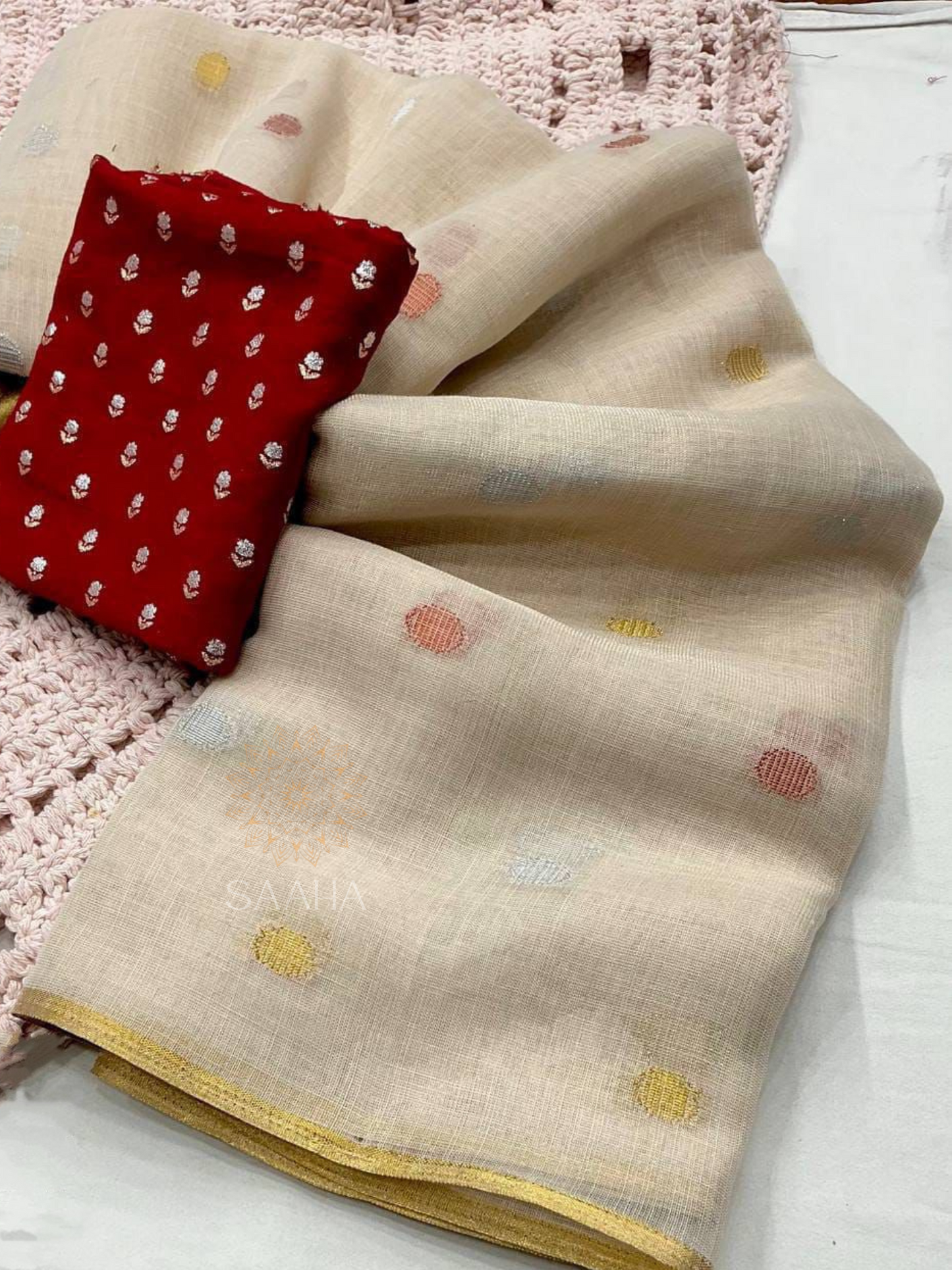 Breeze Bliss_Off White Soft Linen Saree with Sleek Zari Woven Border