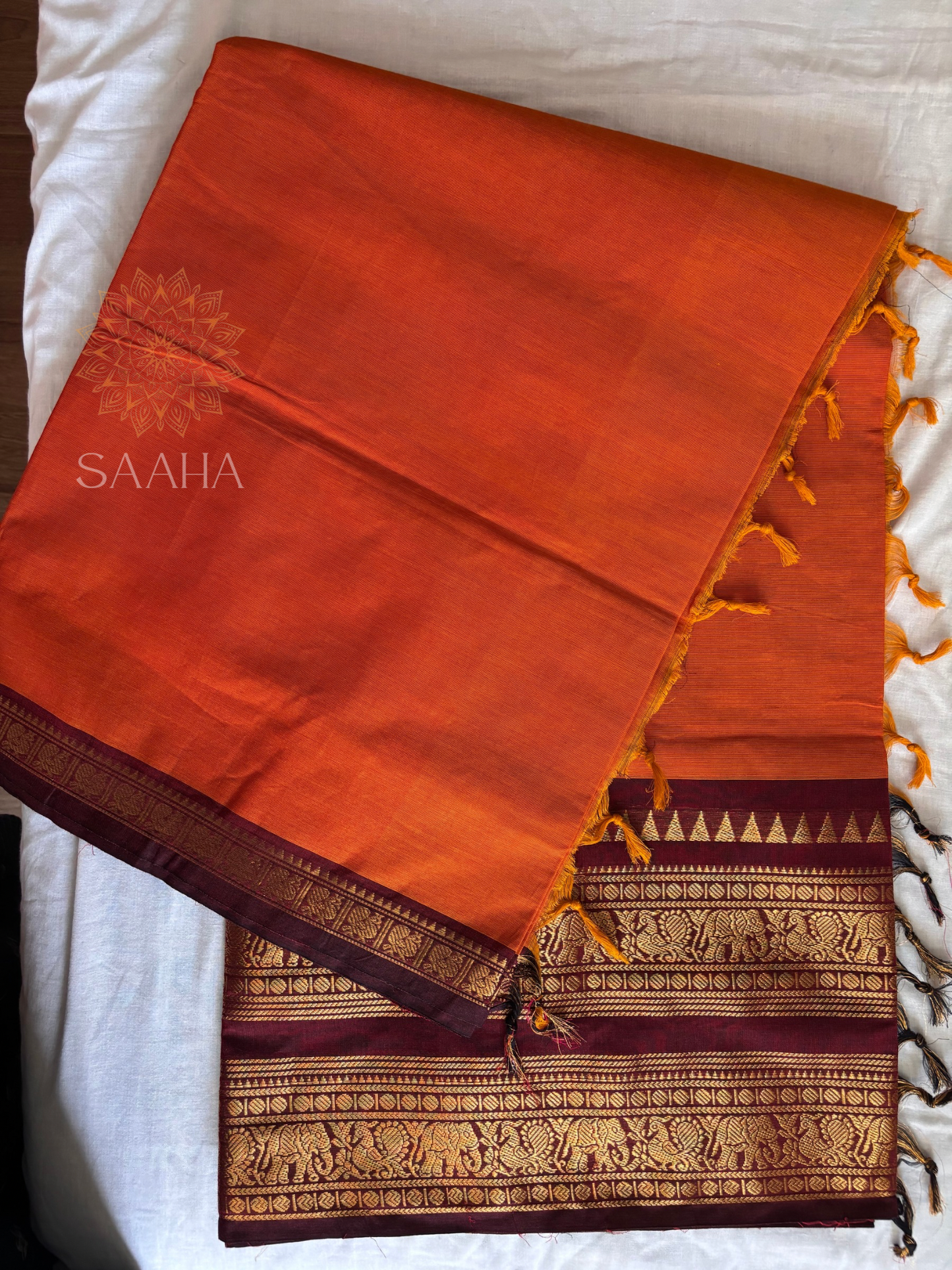 Geethanjali_Handwoven Kanchi Cotton Saree with zari woven border