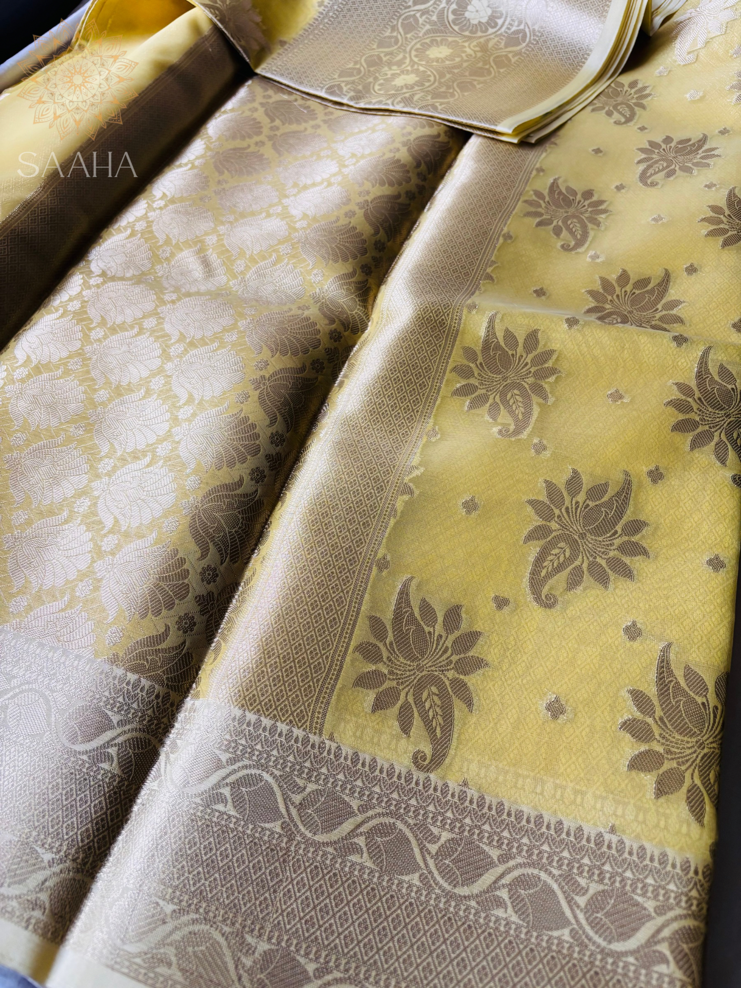 Golden Bloom_Handwoven Semi Organza Saree