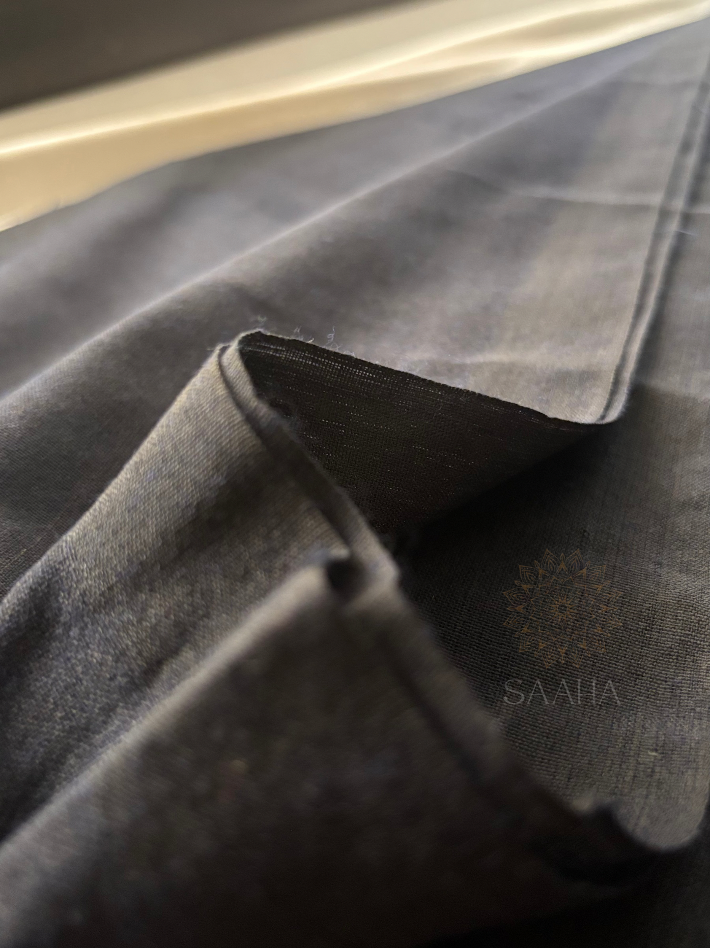 Midnight Copper Glow_Handwoven Cotton Tissue Saree