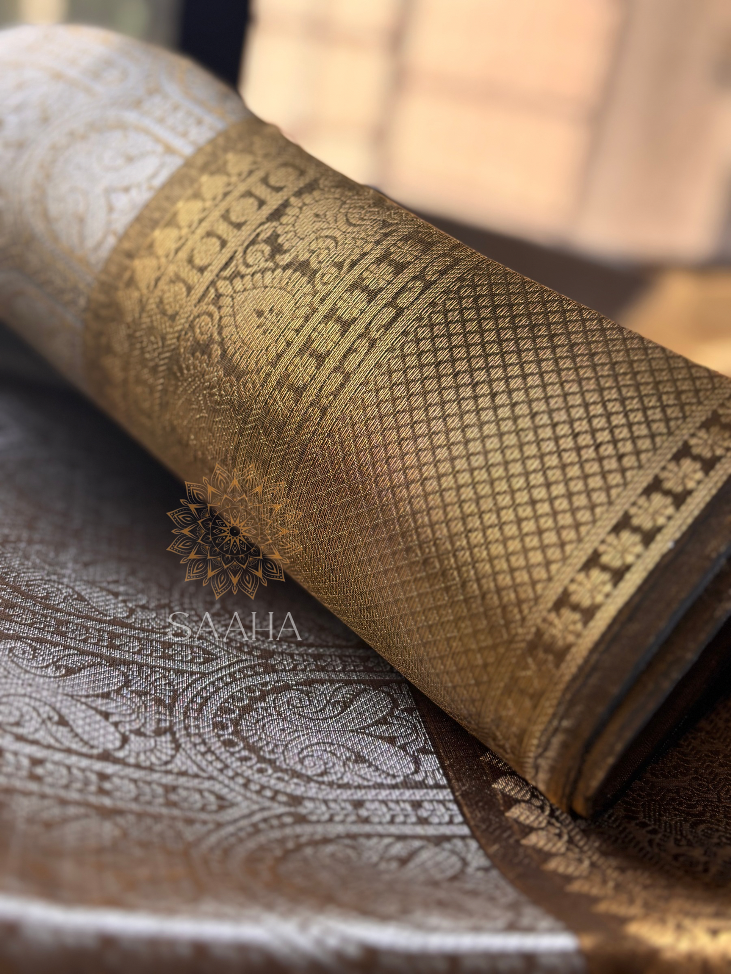 Antique Gold Serenity_Kanjeevaram Tissue Semi Silk Saree