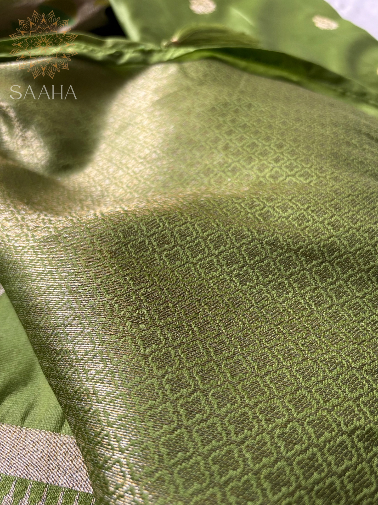 AVNI_Mint Green Paithani Weaving Crepe Silk Saree