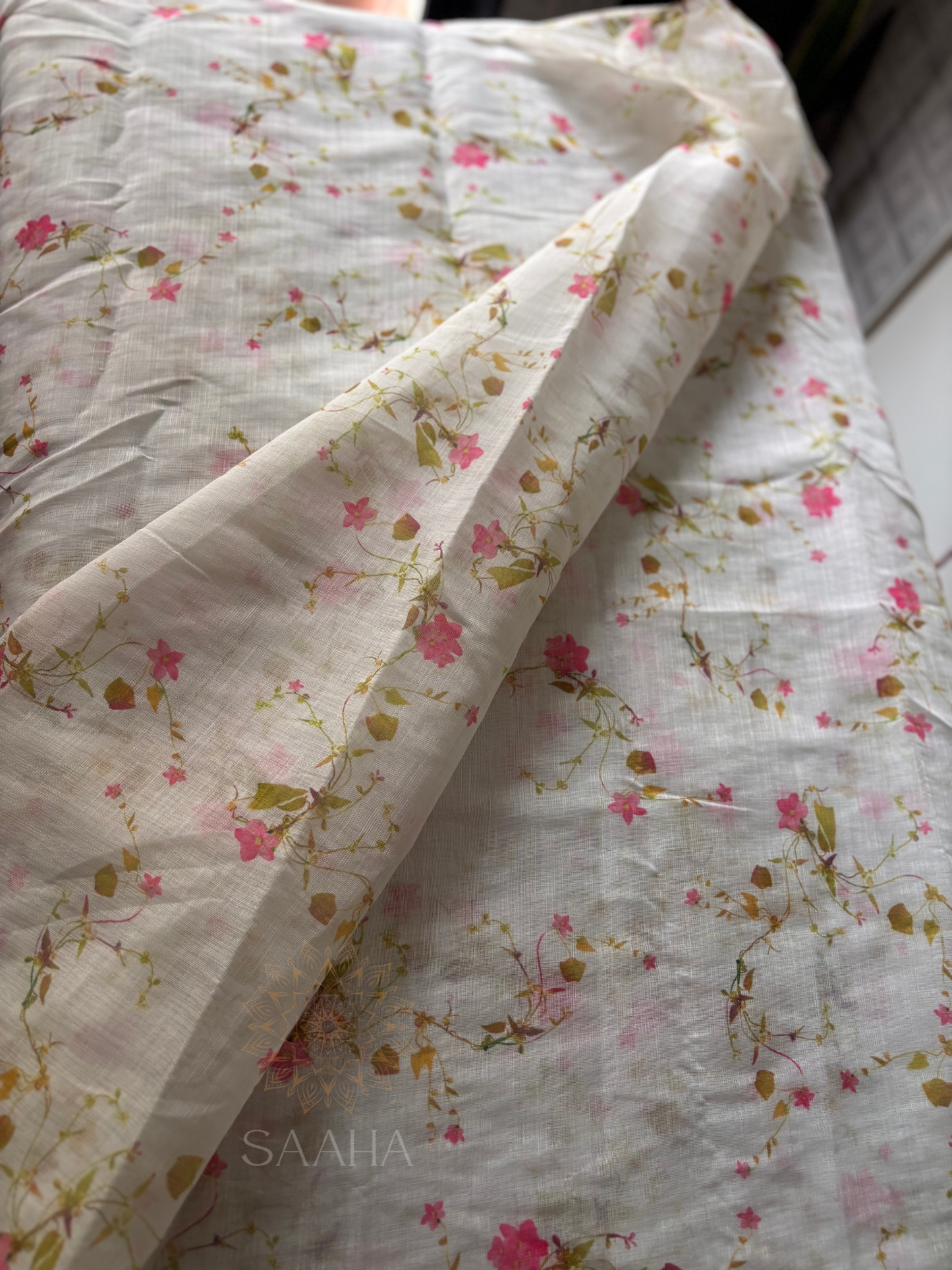 Sadabahar_Handwoven Linen Saree with Floral Digital prints