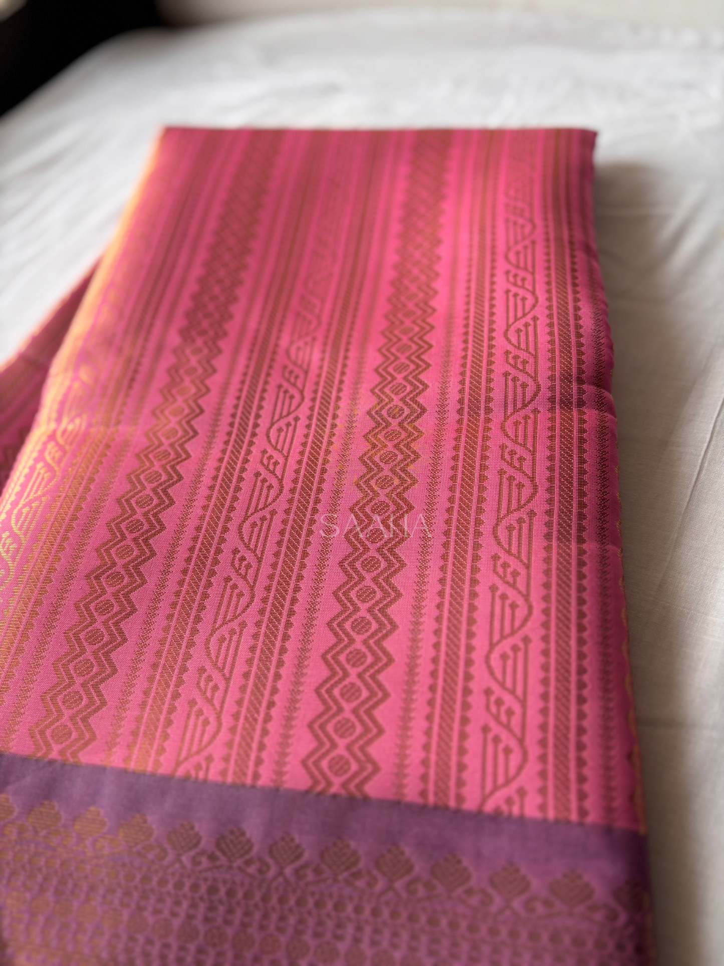 Pink Majesty_Kanjeevaram Tissue Semi Silk Saree