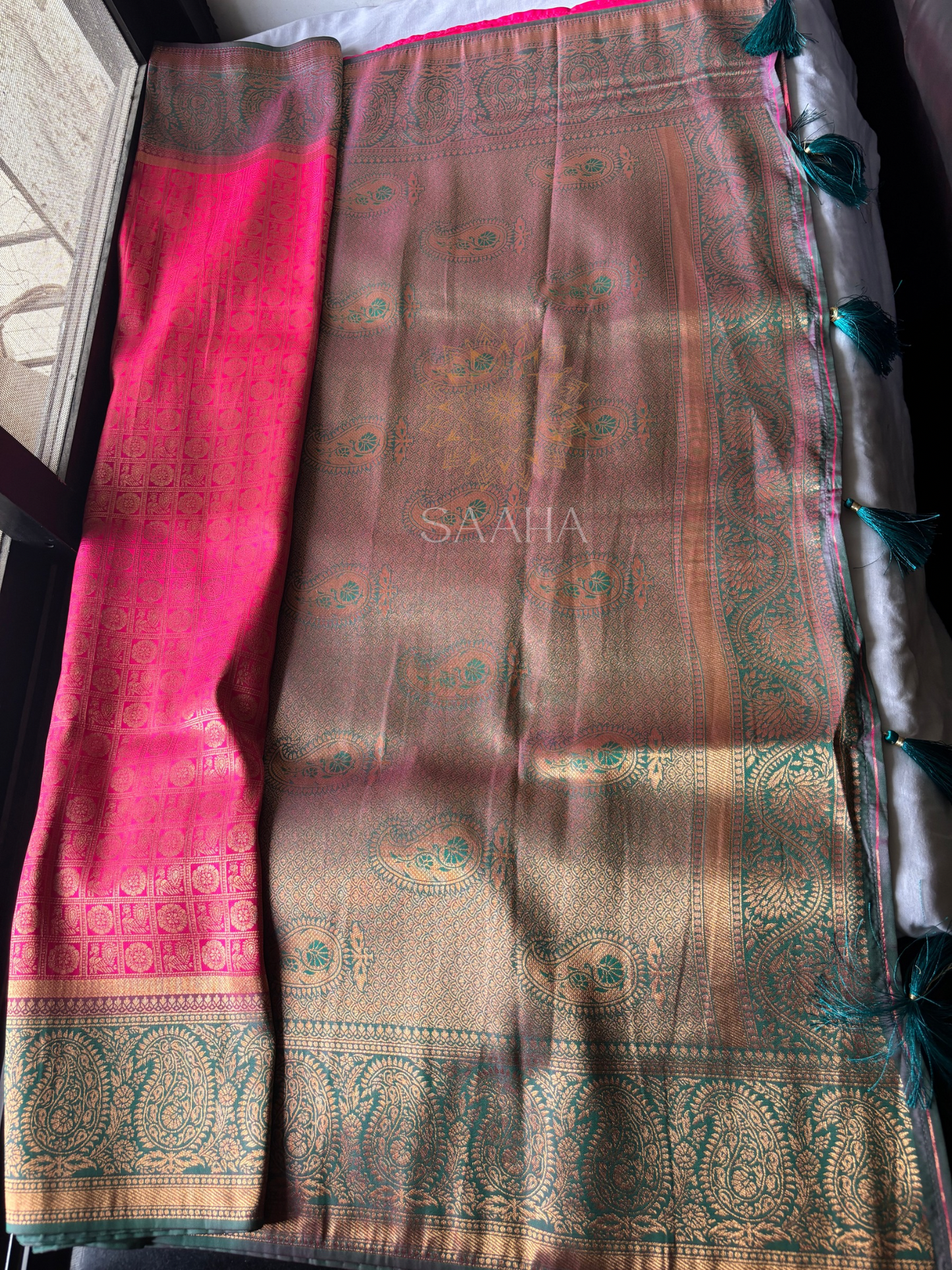 DEVANGI_Hot Pink Kanjeevaram Semi Silk Saree