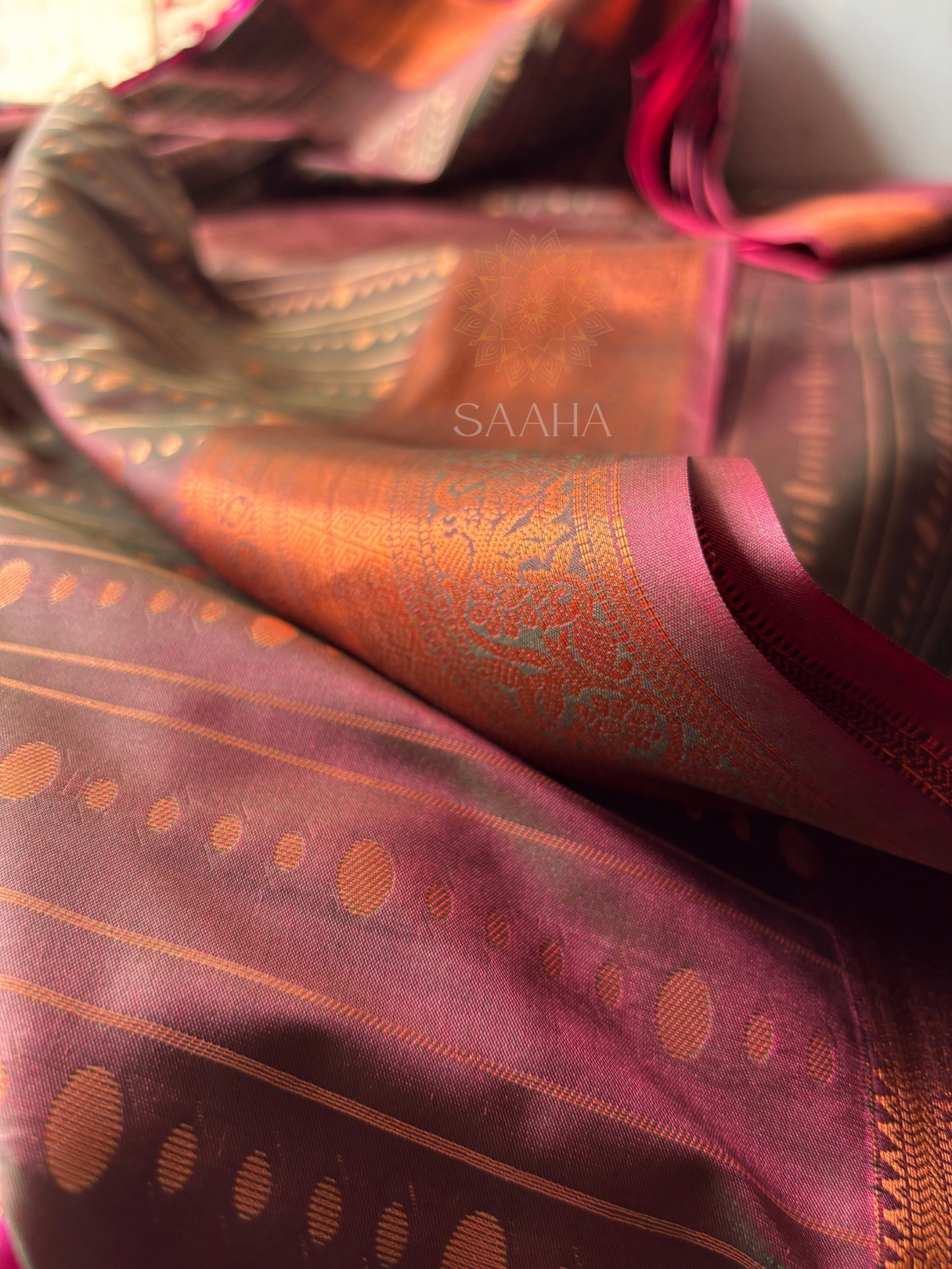 Golden Dusk_Handwoven Kanjeevaram Semi Silk Saree