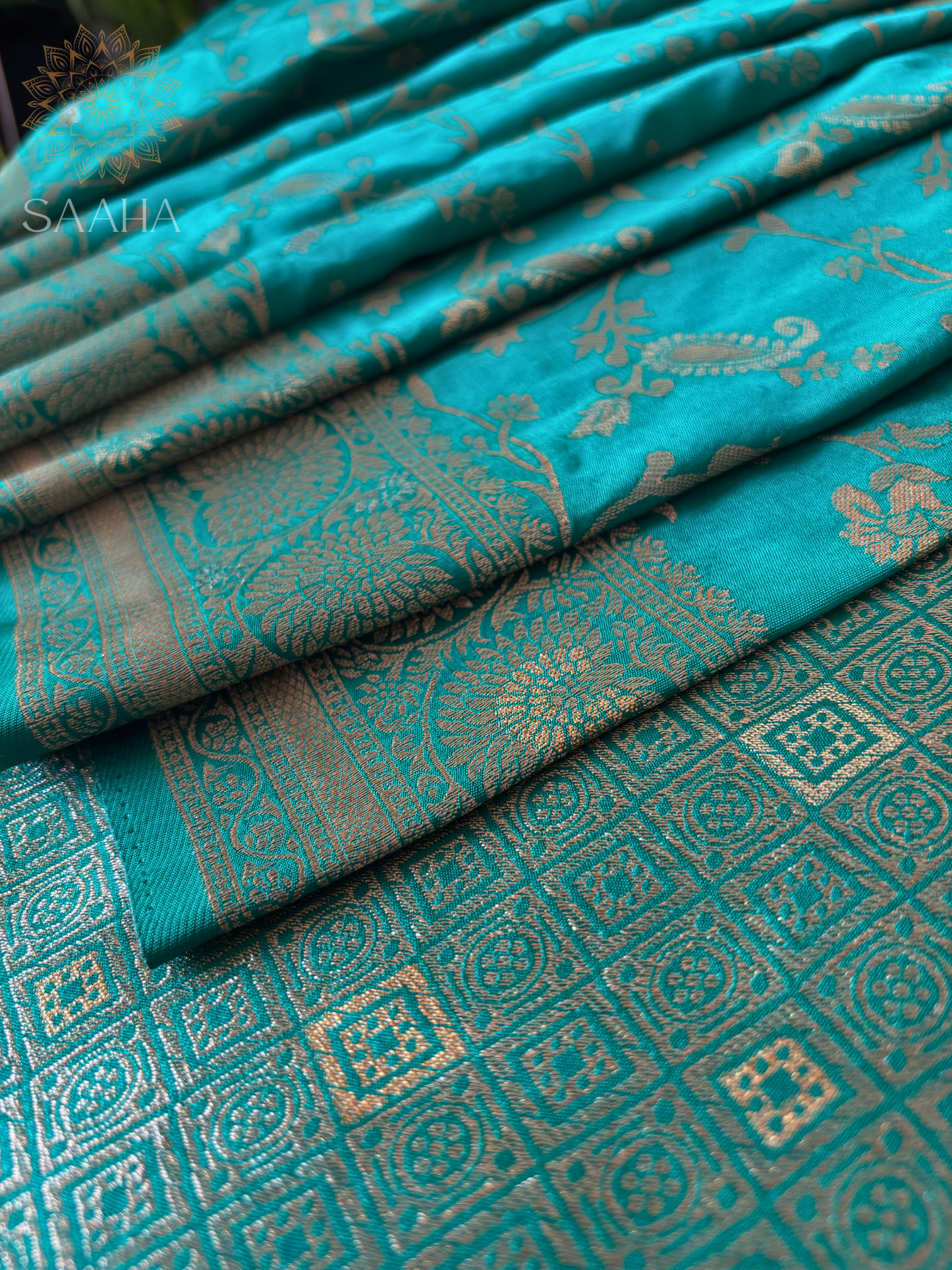 Madhumalti_Teal Blue Banarasi Floral Jaal Saree