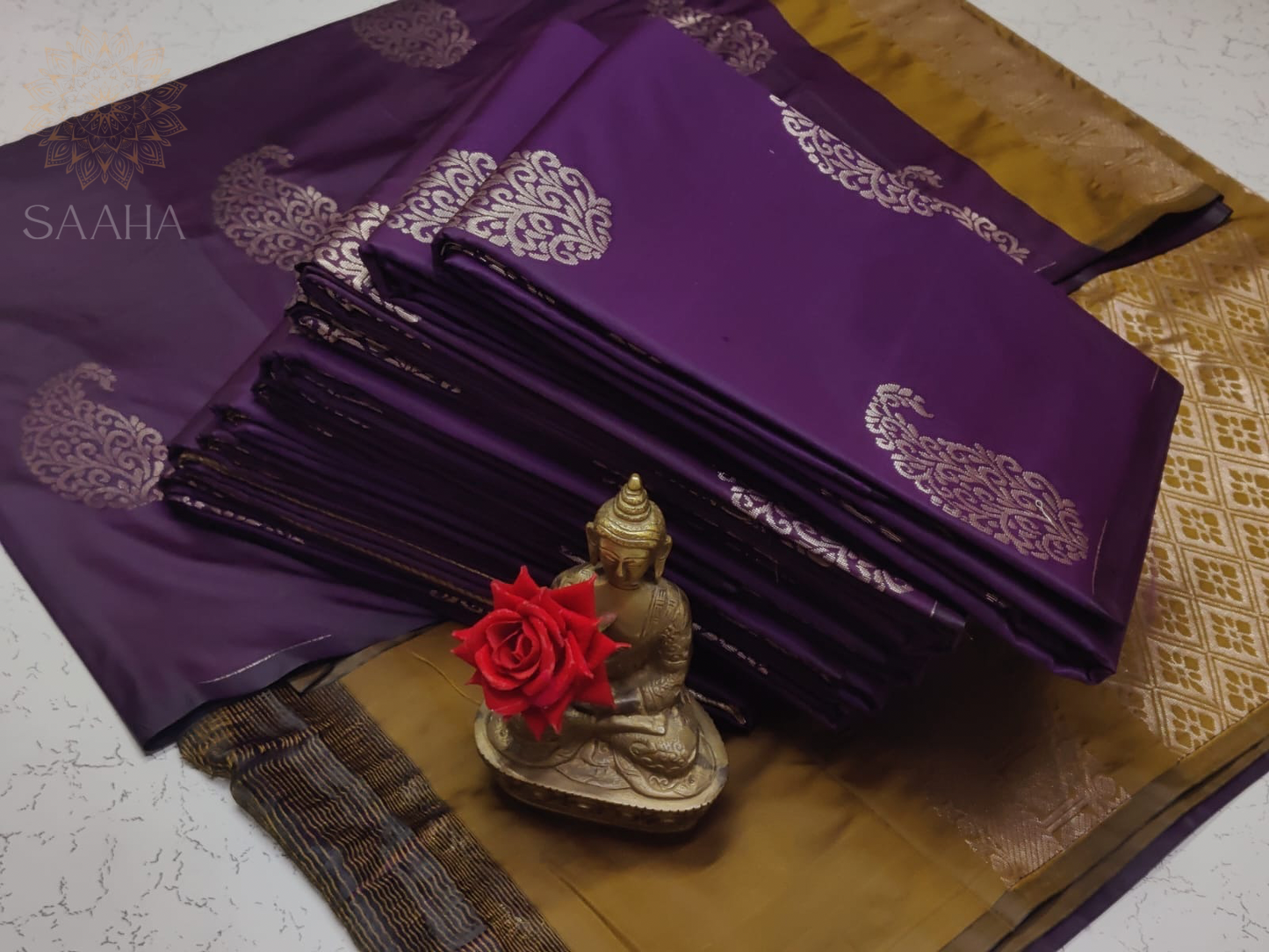 Charuta_Soft Silk Saree with Zari woven Ambi(Paisley) motifs